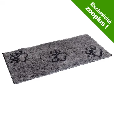 Tapis gris en tissu avec trois empreintes de pattes noires, texte visible : Exclusivité zooplus ! en haut à droite sur fond vert. Tapis gris en tissu avec trois empreintes de pattes noires, texte visible : Exclusivité zooplus ! en haut à droite sur fond vert.