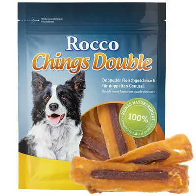Pachet Rocco Chings Double cu gust dublu de carne, 100% produs natural, imagine cu bucăți de snack pentru câini și text în germană și engleză pe ambalaj.
