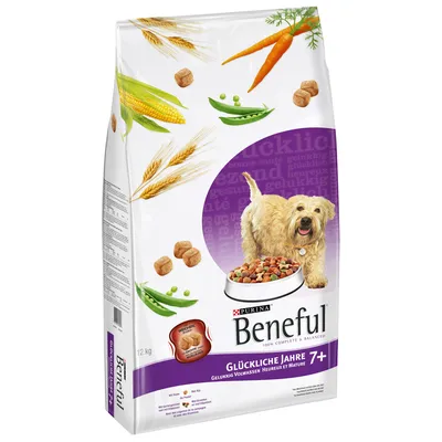 Упаковка корма для собак Purina Beneful Glückliche Jahre 7+, изображены собака, миска с кормом, морковь, горох, кукуруза, злаки. Вес: 12 кг. Упаковка корма для собак Purina Beneful Glückliche Jahre 7+, изображены собака, миска с кормом, морковь, горох, кукуруза, злаки. Вес: 12 кг.