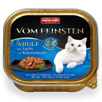 animonda Vom Feinsten ADULT mit Lachs in Kräutersauce, bez žitarica, prikaz komadića lososa u umaku na tanjuru, slika bijele mačke
