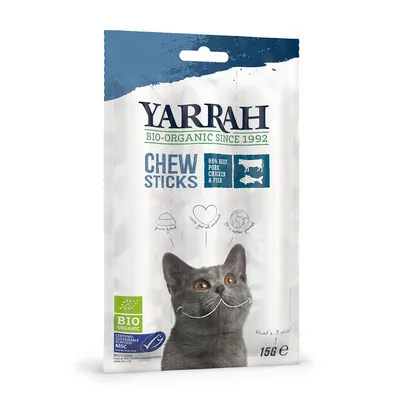 Yarrah Bio-Organic Chew Sticks voor katten, 95% rund, varken, kip & vis, BIO-keurmerk, MSC-certificaat, 15g verpakking. Tekst: pure food, care for all animals, a better planet.