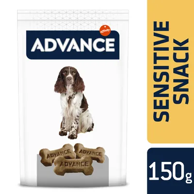 Opakowanie przysmaków dla psa Advance Sensitive Snack, 150 g. Widoczne ciastka w kształcie kości z napisem Advance oraz pies na opakowaniu.