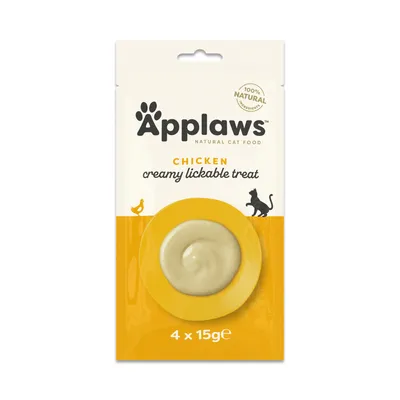 Chicken creamy lickable treat, 100% natural ingredients, pack contains 4 x 15g portions.