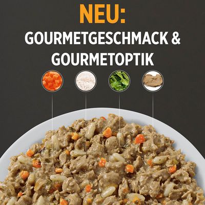 NEU: GOURMETGESCHMACK & GOURMETOPTIK. Billede af vådfoder med synlige ingredienser: gulerødder, ris, grønne blade og kød. Tekst på tysk.