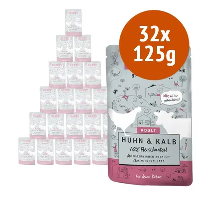 Confezione multipla di 32 buste da 125 g ciascuna di GRAU Huhn & Kalb Adult per gatti, 68% carne, senza cereali aggiunti. Testo visibile in tedesco sulla confezione.