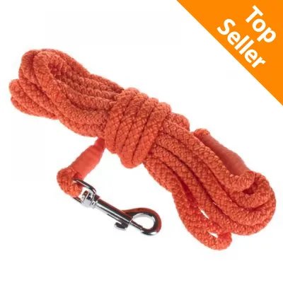Lunga corda arancione intrecciata con moschettone in metallo, angolo superiore destro con etichetta arancione e testo bianco: Top Seller.