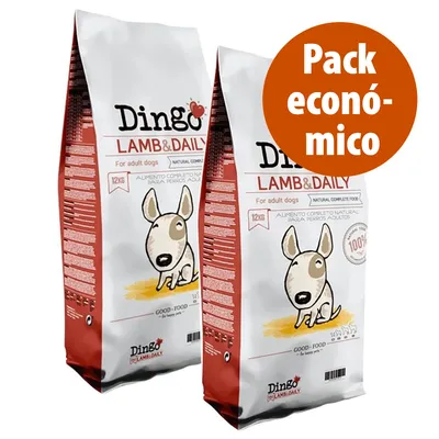 2 sacos de Dingo Lamb & Daily para cães adultos, 12 kg cada. Texto visível: 'Pack económico', 'Alimento completo natural para perros adultos', '100%'. 2 sacos de Dingo Lamb & Daily para cães adultos, 12 kg cada. Texto visível: 'Pack económico', 'Alimento completo natural para perros adultos', '100%'.