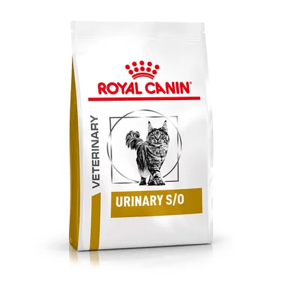 Royal Canin VETERINARY URINARY S/O kattefoder, billede af kat på forsiden af posen. Hvid og gul emballage med tydelig produkttekst.