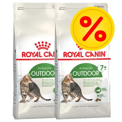 Royal Canin Active Life Outdoor 7+ kissanruokapakkaukset, tarjousmerkki näkyvissä. Pakkauksessa kuva kissasta ja teksti: Active Life OUTDOOR 7+ years. Royal Canin Active Life Outdoor 7+ kissanruokapakkaukset, tarjousmerkki näkyvissä. Pakkauksessa kuva kissasta ja teksti: Active Life OUTDOOR 7+ years.