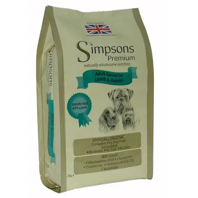Simpsons Premium Adult Sensitive Lamb & Potato, hypoallergene droge voeding voor honden, graanvrij met 45% lam, zonder soja en zuivelproducten, 2kg verpakking.