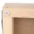 Detailweergave van een houten frame met schroef en kunststof afdekking, geschikt voor meubelmontage of bevestiging van accessoires.
