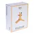Emballage du griffoir pour chat Modern Living The Hague avec balles. Texte visible : Modern Living The Hague Cat Scratcher with Balls. Image du produit sur la boîte.