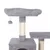 Árbol rascador gris con postes de sisal, superficie acolchada para tumbarse y pelota de juego con cuerda.