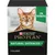 Confezione Purina Pro Plan Natural Defences+ Polvere per gatti, con testo visibile: 'CON POSTBIOTICI', 'NATURAL DEFENCES+', 'POLVERE'. Immagine di un gatto sul fronte. Confezione Purina Pro Plan Natural Defences+ Polvere per gatti, con testo visibile: 'CON POSTBIOTICI', 'NATURAL DEFENCES+', 'POLVERE'. Immagine di un gatto sul fronte.