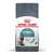 Opakowanie karmy Royal Canin Care Hairball dla kotów, widoczny napis: reduces hairball formation in 14 days, zdjęcie kota, grafika granulki.