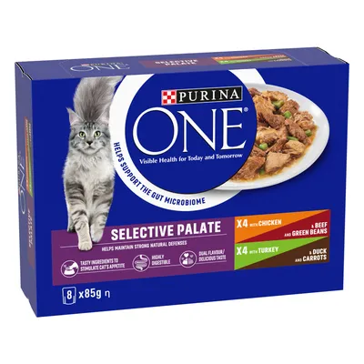 Purina ONE Selective Palate cat food, 8 x 85g pouches. Contains 4 with chicken and beef with green beans, 4 with turkey and duck with carrots. Highly digestible, supports gut microbiome.