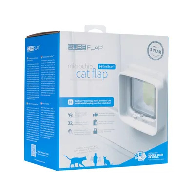 Microchip cat flap with DualScan technology, allows authorised cats outside while keeping others indoors. Installs in doors, glass or walls. 3 year guarantee included.