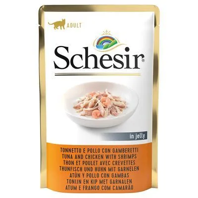 Schesir Adult kattenvoer in jelly, tonijn en kip met garnalen. Afbeelding van het product in een witte schaal. Meertalige tekst: tuna and chicken with shrimps, tonijn en kip met garnalen.