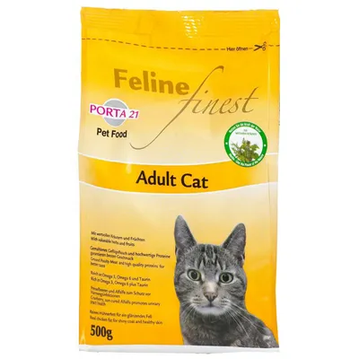 Опаковка Porta 21 Feline Finest Adult Cat, суха храна за котки, 500 г. Видими текстове: Pet Food, Rich in Omega 3, Omega 6 plus Taurin, high quality proteins, shiny coat and healthy skin.