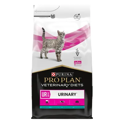 Bag labelled Pro Plan Veterinary Diets UR Urinary, with icons for low RSS, struvite dissolution, moderate kcal, and ocean fish flavour. Designed to be recyclable.