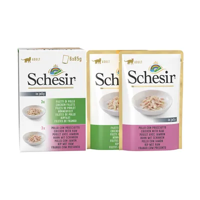 Schesir Adult in Jelly, 6x85g. 3x Hühnerfilet und 3x Huhn mit Schinken. Verpackung und Einzelbeutel sichtbar.