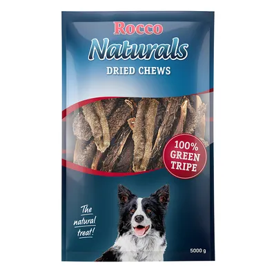 Rocco Naturals Dried Chews, 100% Green Tripe, sachet de 5000 g avec photo d’un chien et texte « The natural treat! » visible sur l’emballage.