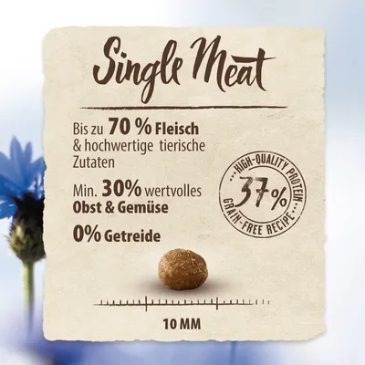 Single Meat: Bis zu 70% Fleisch, min. 30% Obst & Gemüse, 0% Getreide. High-Quality Protein 37%. Grösse der Kroketten: 10 mm.