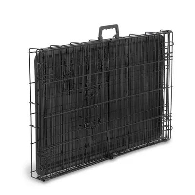 Cage pliante en métal noir avec poignée de transport, plateau intérieur visible, présentée en position fermée.