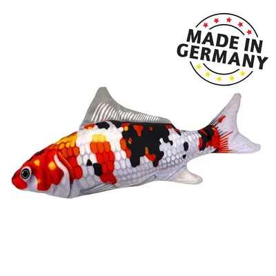 Spielzeugfisch in Koi-Design mit roten, schwarzen und weissen Mustern. Text: Made in Germany.