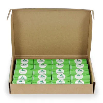 Offene Kartonverpackung mit mehreren grünen Rollen, beschriftet mit 'Hafenbande'.