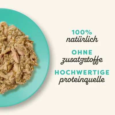 100% natürlich, ohne Zusatzstoffe, hochwertige Proteinquelle. Abgebildet ist ein Teller mit Nassfutter.