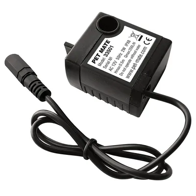 Pet Mate model 33501, AC 12V, 50Hz, 2W, IPX8. Opmerking: Niet zonder water gebruiken. CE-gecertificeerd. www.pet-mate.com.
