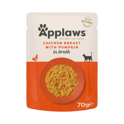 Applaws Natural Cat Food, Chicken Breast with Pumpkin in Broth, 100% natural ingredients, opakowanie 70 g. Widoczny produkt w saszetce.
