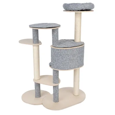 Arbre à chat avec plusieurs plateformes, poteaux en sisal beige et surfaces recouvertes de tissu gris, niche cylindrique et panier rond en haut. Matériaux visibles : bois, tissu, sisal.