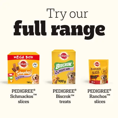 Pedigree Schmackos 790 g, Biscrok Multi Mix 500 g och Ranchos Slices 60 g visas med texten: Try our full range. Produktnamn och vikter synliga på förpackningarna.