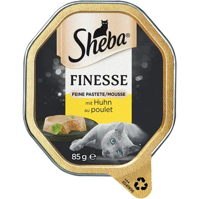 Sheba Finesse FEINE PASTETE/MOUSSE mit Huhn au poulet, 85 г. На упаковке изображён серый кот и паштет.