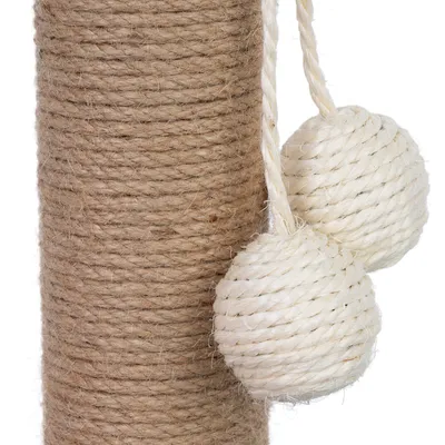Kratzbaum-Säule aus Sisal mit zwei weissen Spielbällen aus Seilmaterial.