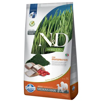 Sac de croquettes Farmina N&D Spirulina Fish Monoprotein pour chien adulte medium & maxi, visuels de spiruline, poisson et baies, texte visible : Italian formula, 7 kg.