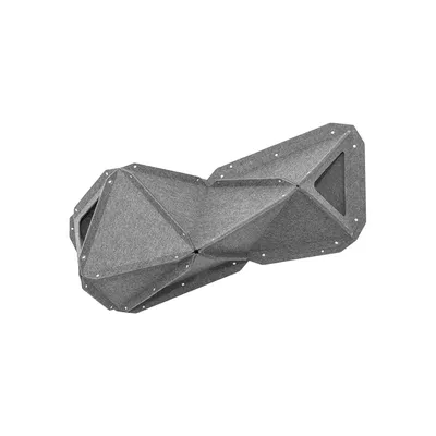 Graues geometrisches Katzenmöbel aus Filz mit mehreren Öffnungen und modularer Struktur.