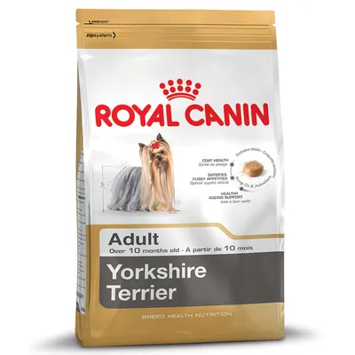 Royal Canin Adult Yorkshire Terrier hondenvoer, geschikt voor honden ouder dan 10 maanden. Tekst op verpakking: coat health, satisfies fussy appetites, healthy ageing support.