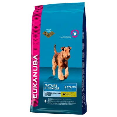 Saco de ração Eukanuba Mature & Senior para cães grandes >25 kg, 6+ anos. Indicação: primeiro ingrediente frango. Texto visível em inglês e alemão.