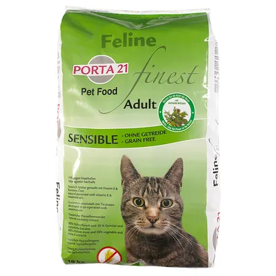Porta 21 Feline Finest Adult Sensible kattefoder, kornfri, mod hårboller, med E-vitamin og rosmarinolie, naturligt hypoallergen, 80% kyllingekød, 20% grøntsager.