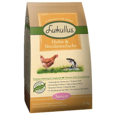 Opakowanie Lukullus Huhn & NordmeerLachs Junior 15 kg; widoczne ilustracje kury i łososia, tekst: in Harmony with Nature, Premium food for young dogs, cold pressed, Junior.