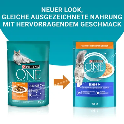 Comparaison de deux sachets Purina ONE Senior 7+ 85g pour chat, ancien et nouveau design. Texte en allemand : 'Neuer Look, gleiche ausgezeichnete Nahrung mit hervorragendem Geschmack'.