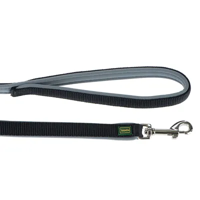 Hundeleine aus schwarzem Nylon mit gepolstertem Griff und silbernem Karabinerhaken. Markenlabel 'Hunter' sichtbar.
