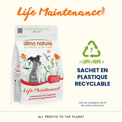 almo nature Life Maintenance Adulte Chien XS S, viande fraîche de bœuf comme ingrédient principal, jusqu'à 94,65 % de protéines digestibles. Emballage recyclable en LDPE+HDPE.