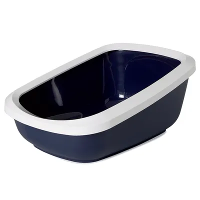 Open kattenbak van donkerblauw plastic met witte rand, rechthoekig model zonder deksel.