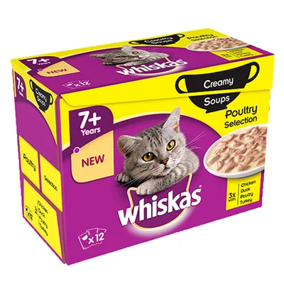 Pachet Whiskas Creamy Soups Poultry Selection pentru pisici 7+ ani, 12 plicuri. Vizibile: imagine pisică, text 'NEW', sortimente cu pui, rață, curcan, găină, inscripție Whiskas.