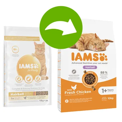 To poser IAMS Hairball kattefoder, 10 kg, med teksten 'With Fresh Chicken', '1+ Years', '88 % Animal Protein', 'Complete & Balanced Nutrition', billede af orange kat og foderpiller.