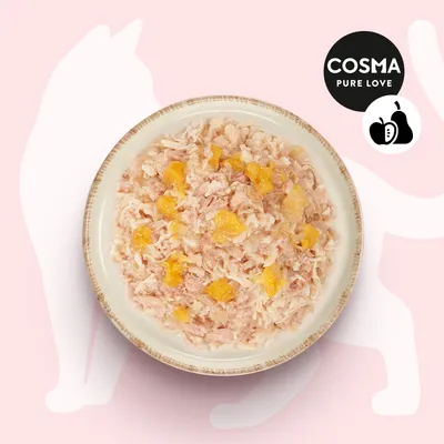 Assiette de nourriture humide pour chat avec morceaux jaunes, logo Cosma Pure Love visible en haut à droite.